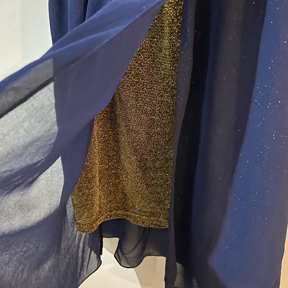 Dress❌SOLD❌ - Picture 3 of 3